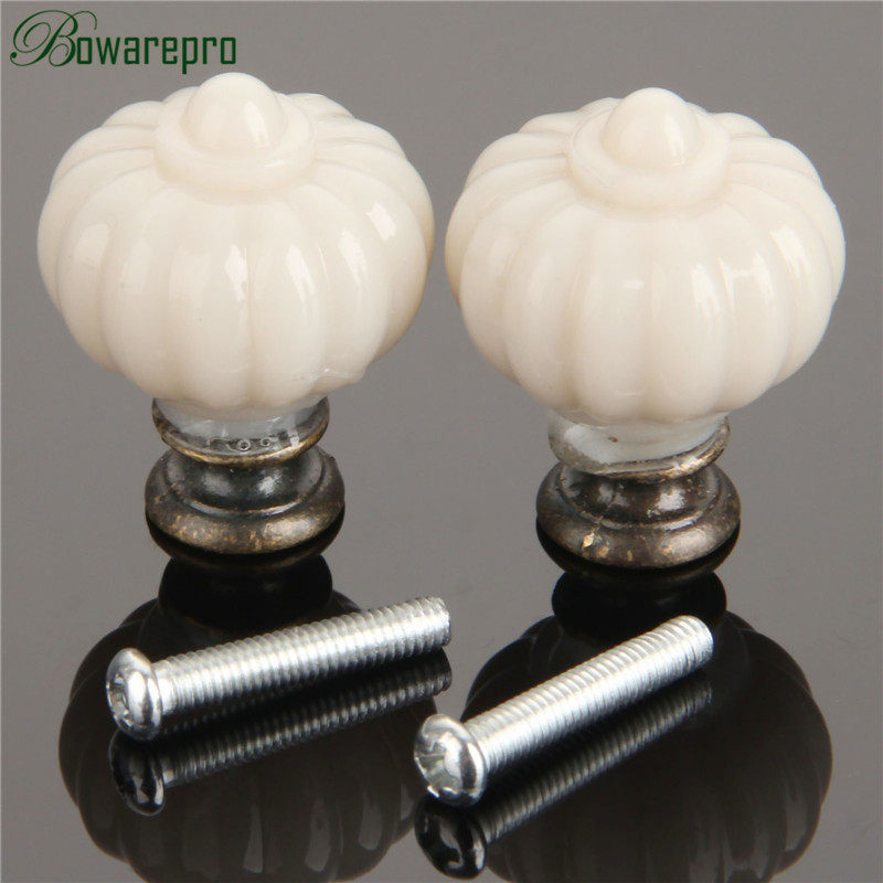 Bouton d'armoire en forme de A - Furniture Hardware Legs avis et prix
